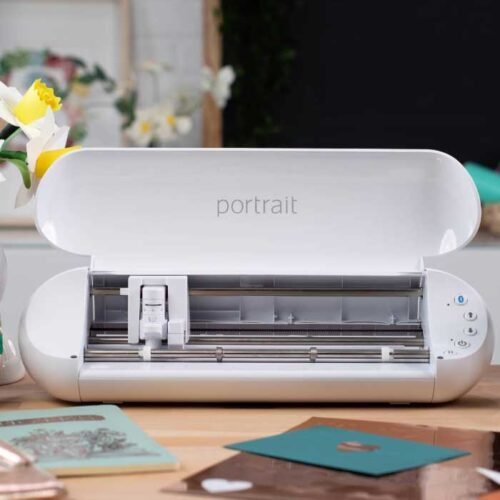 Silhouette Portrait 3 Cutting Plotter