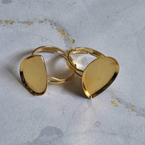 Ring Base Pointed Golden 5pc for Resin Art (TR130)