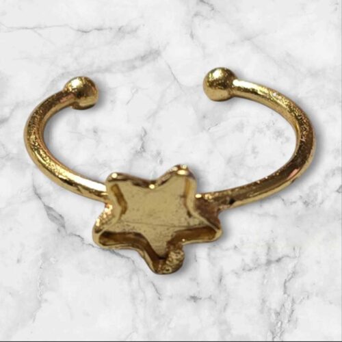 Resin art with Star Pointed Golden Ring Base