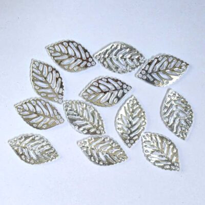 Acrylic Leaf Silver 12pc (TR032)